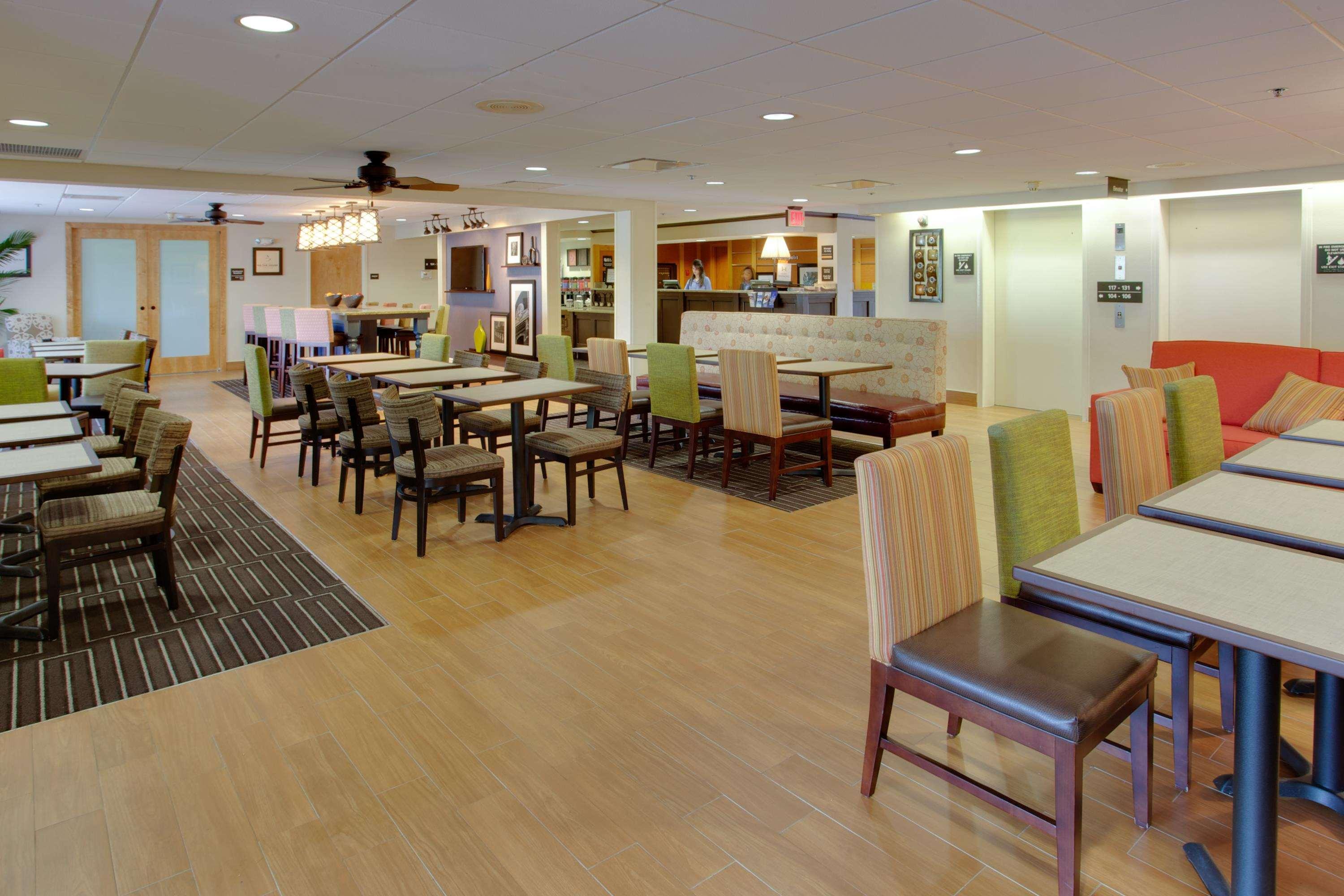 Hampton Inn Pittsburgh/Airport Moon Township Εξωτερικό φωτογραφία