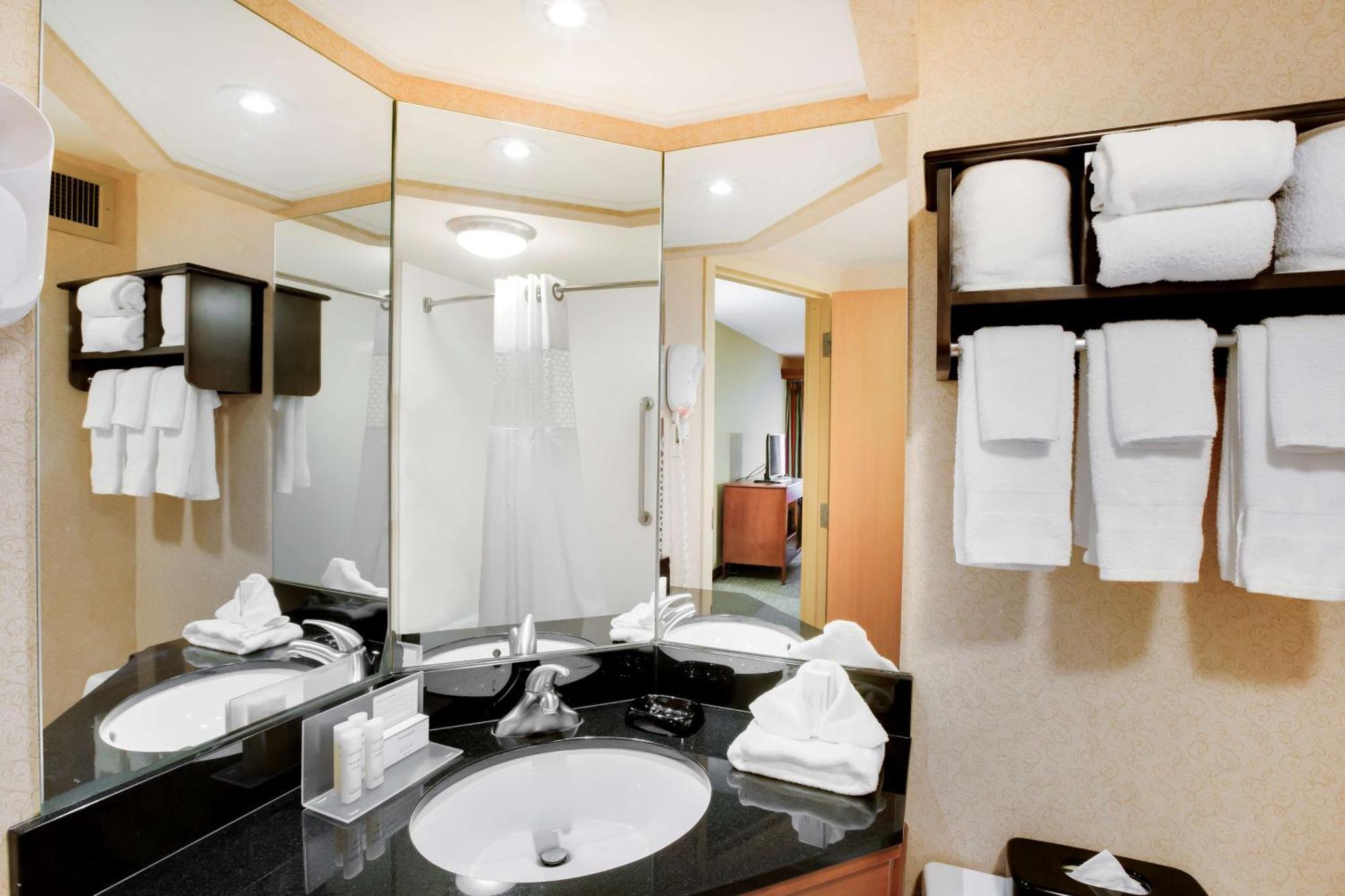Hampton Inn Pittsburgh/Airport Moon Township Εξωτερικό φωτογραφία