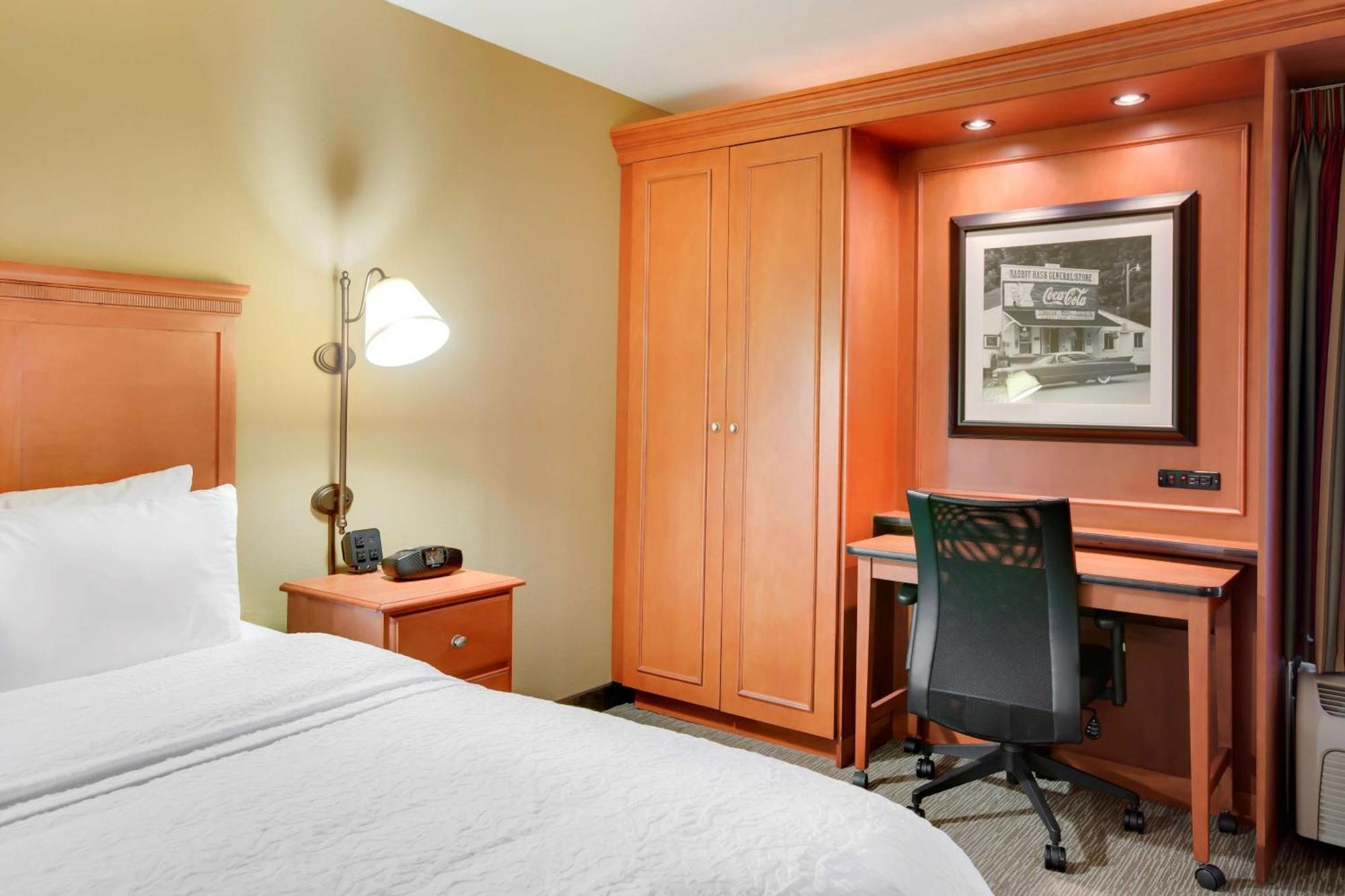 Hampton Inn Pittsburgh/Airport Moon Township Εξωτερικό φωτογραφία