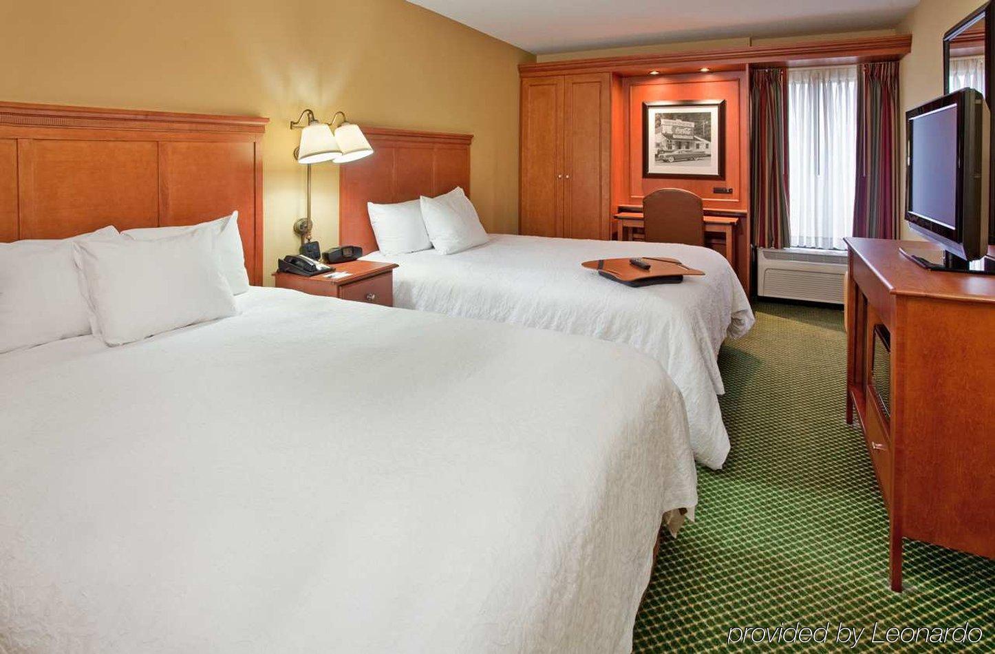 Hampton Inn Pittsburgh/Airport Moon Township Εξωτερικό φωτογραφία